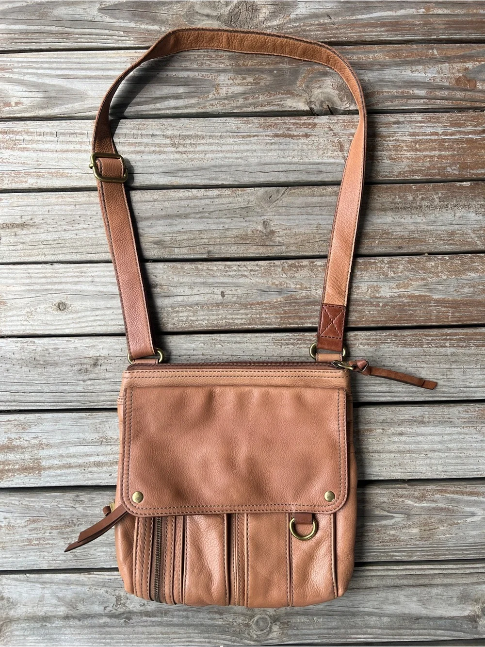 Fossil Men's Cognac Leather Messenger Bag
